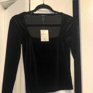 Forever 21 velvet top- with tag!